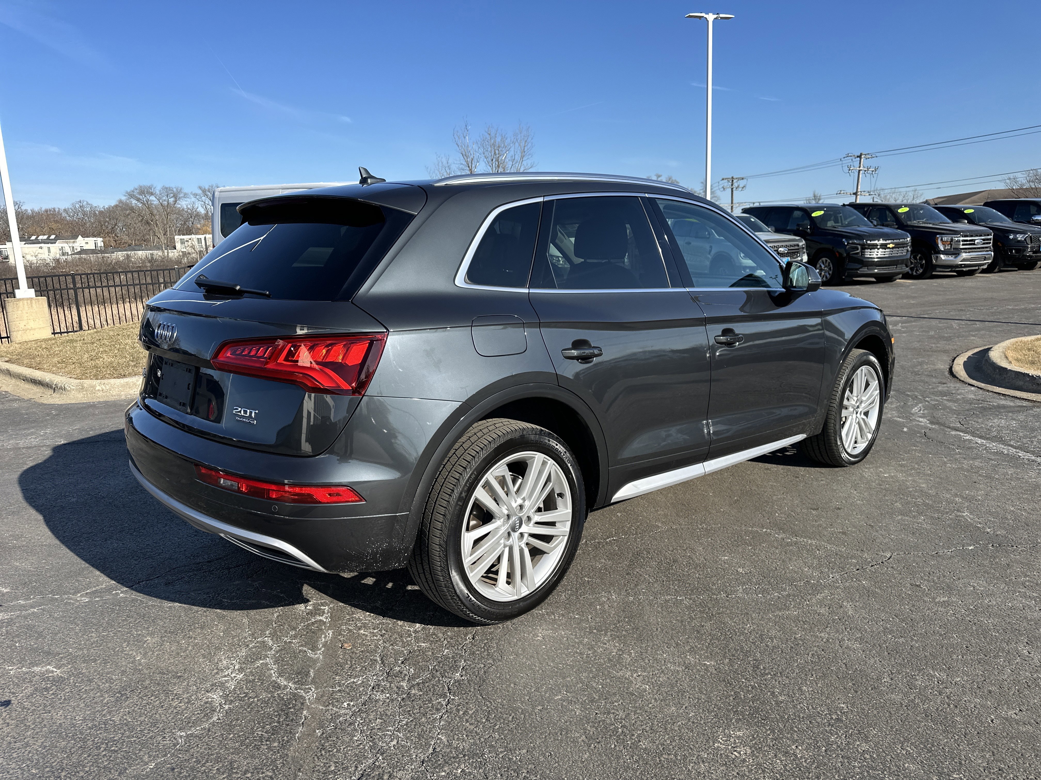 Used 2018 Audi Q5 2.0T Premium Plus w/ Premium Plus Package image 3