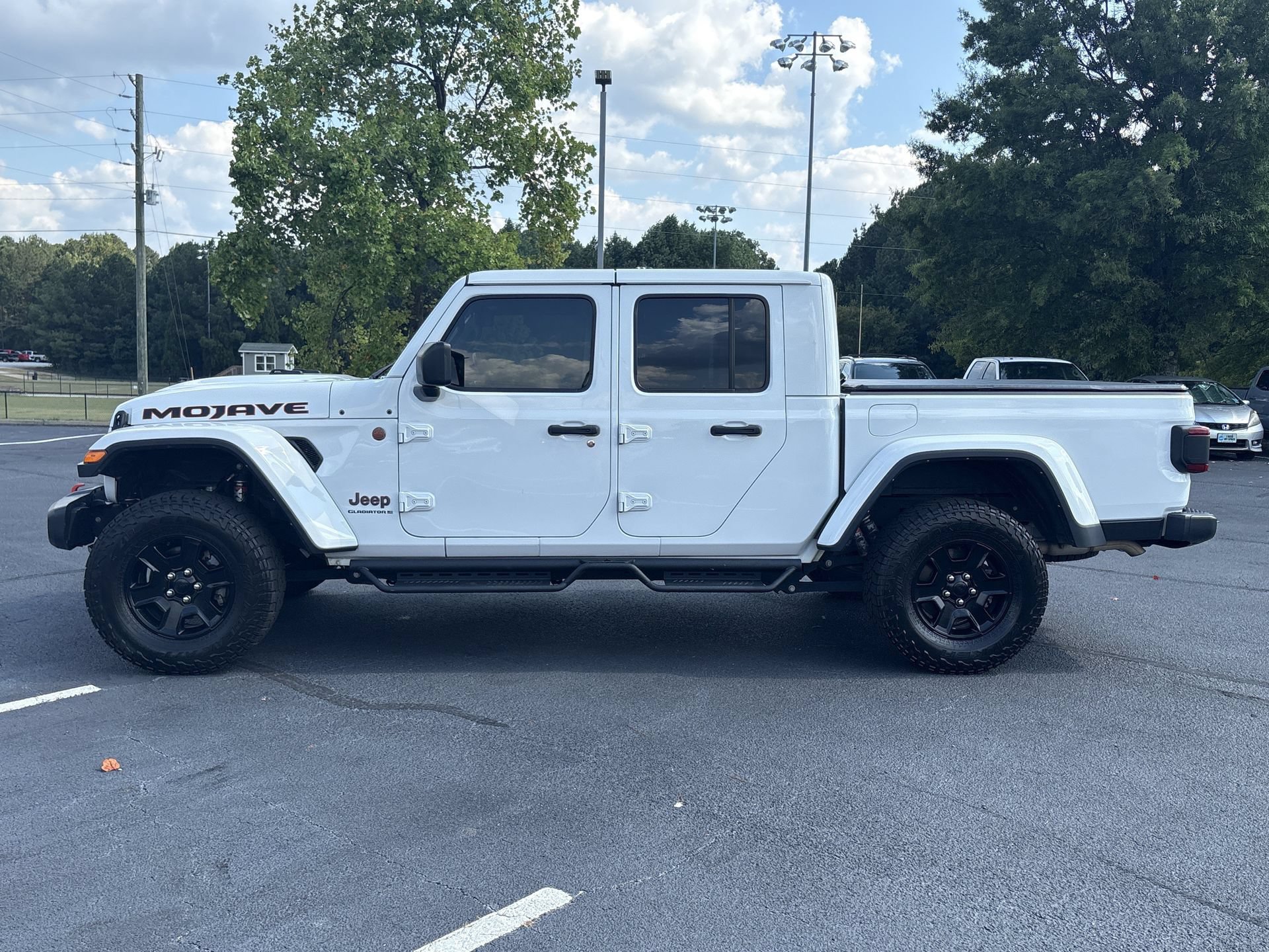 Used 2023 Jeep Gladiator Mojave w/ LED Lighting Group AWD/4WD image 21
