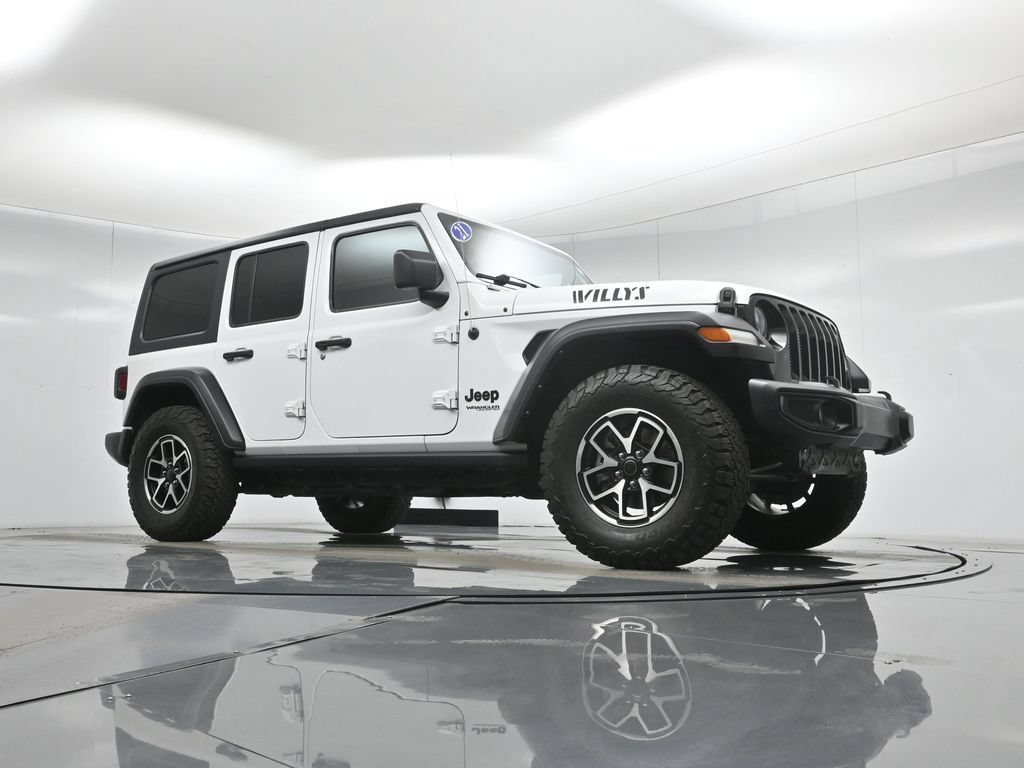 Used 2021 Jeep Wrangler Unlimited Sport AWD/4WD image 4