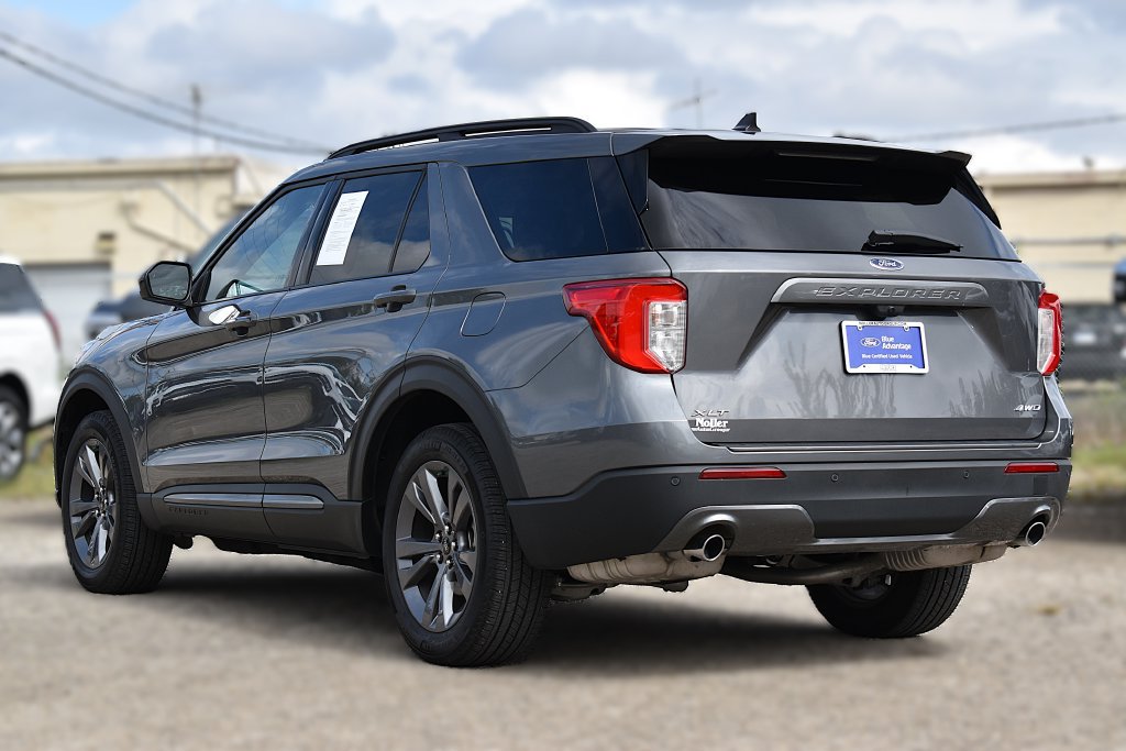 Certified 2024 Ford Explorer XLT w/ Equipment Group 202A AWD/4WD image 9