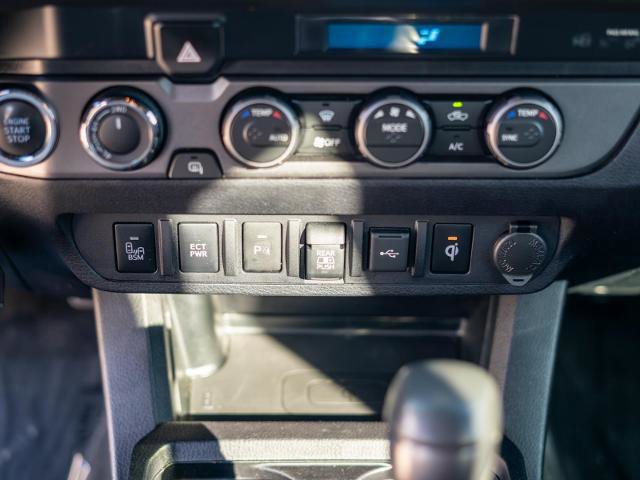 Used 2021 Toyota Tacoma TRD Off-Road w/ Technology Package image 27