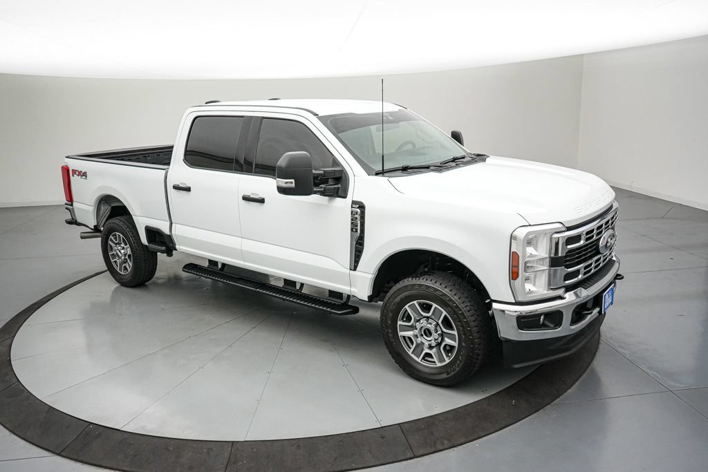 Certified 2025 Ford F250 XLT w/ FX4 Off-Road Package AWD/4WD image 2