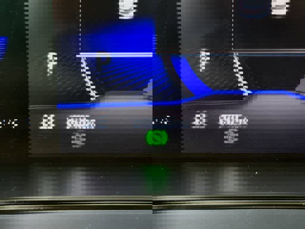 Used 2022 Volkswagen Taos SE w/ Panoramic Sunroof Package image 23