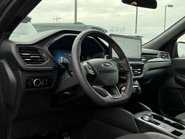 Certified 2023 Ford Escape ST-Line w/ Tech Pack #1 image 9