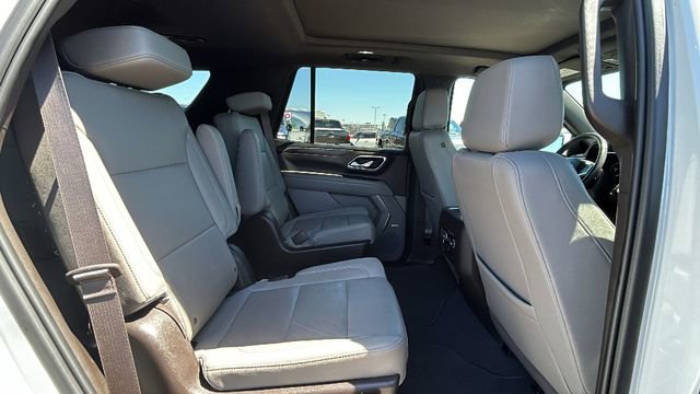 Used 2022 Chevrolet Tahoe LT w/ LT Signature Plus Package AWD/4WD image 13