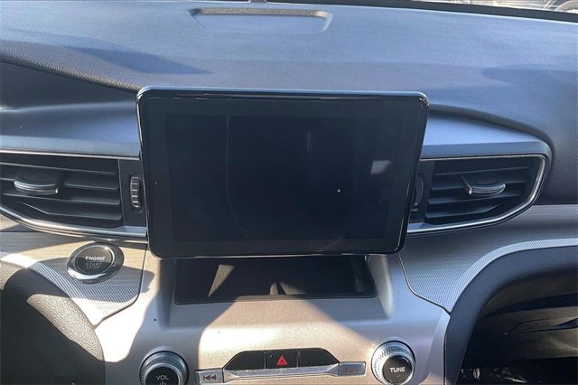 Certified 2022 Ford Explorer XLT w/ Equipment Group 202A image 21