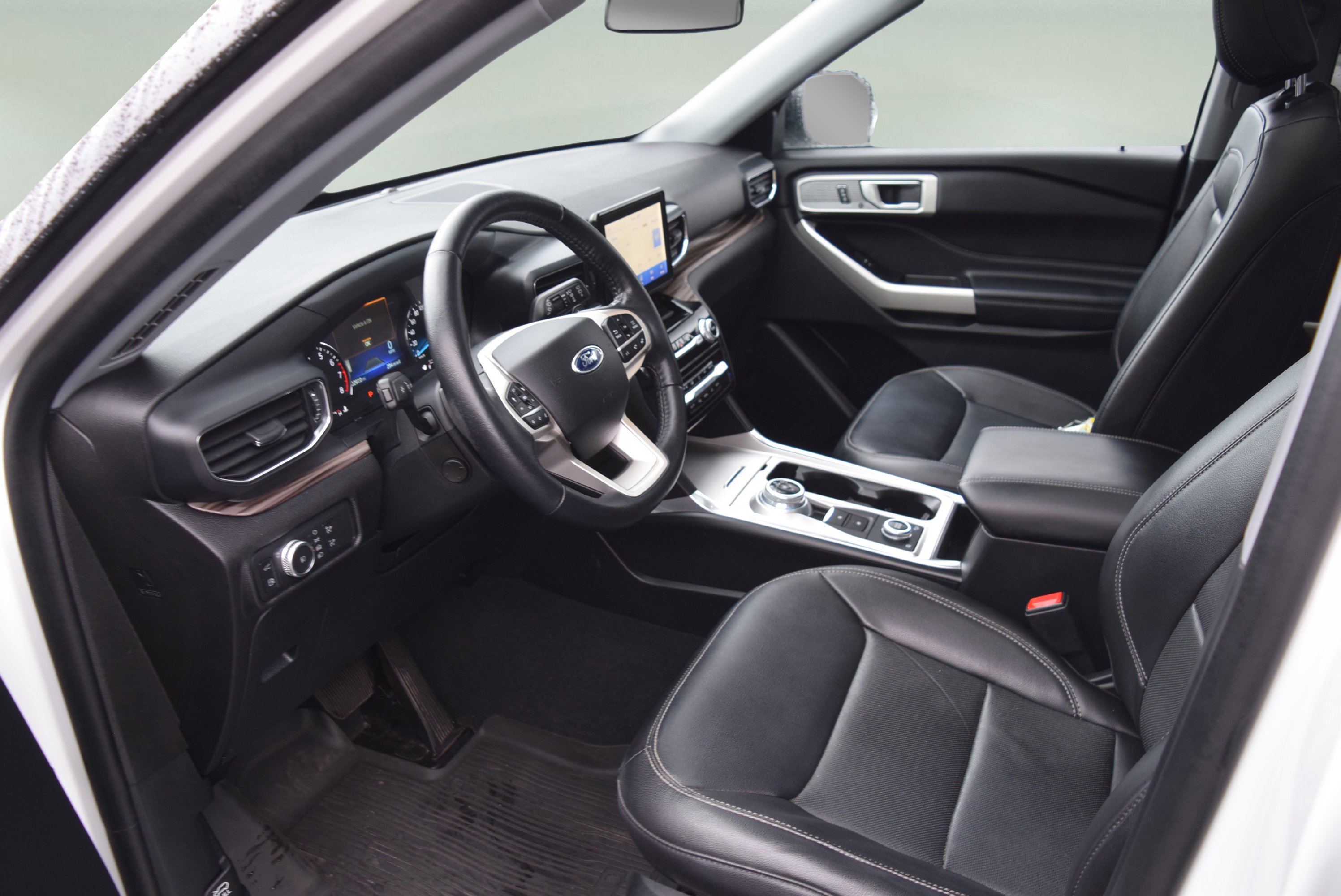 Certified 2021 Ford Explorer Limited image 12