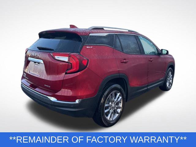 Used 2024 GMC Terrain SLT w/ LPO, Cargo Package AWD/4WD image 4