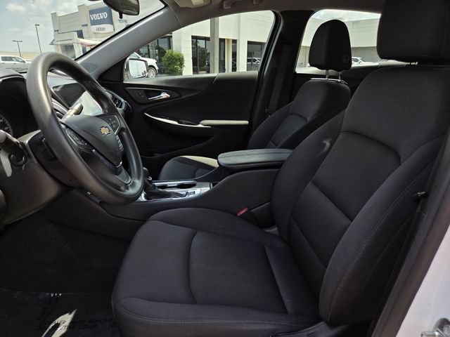 Used 2024 Chevrolet Malibu LT FWD image 13