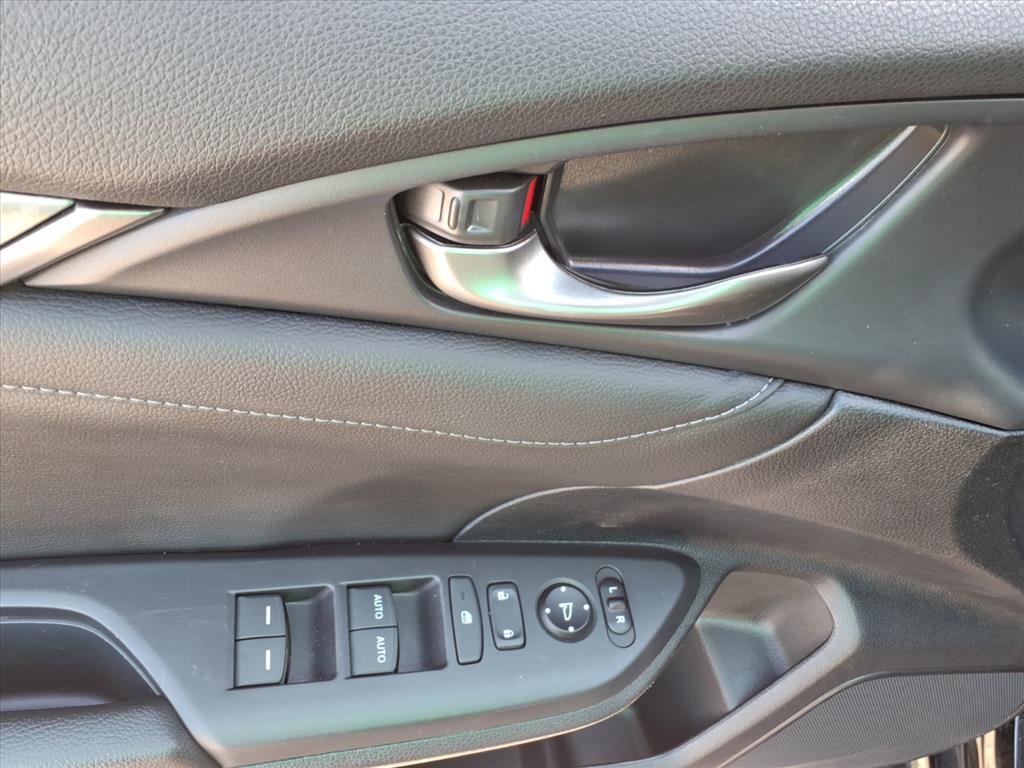 Used 2018 Honda Civic Sport Touring image 10