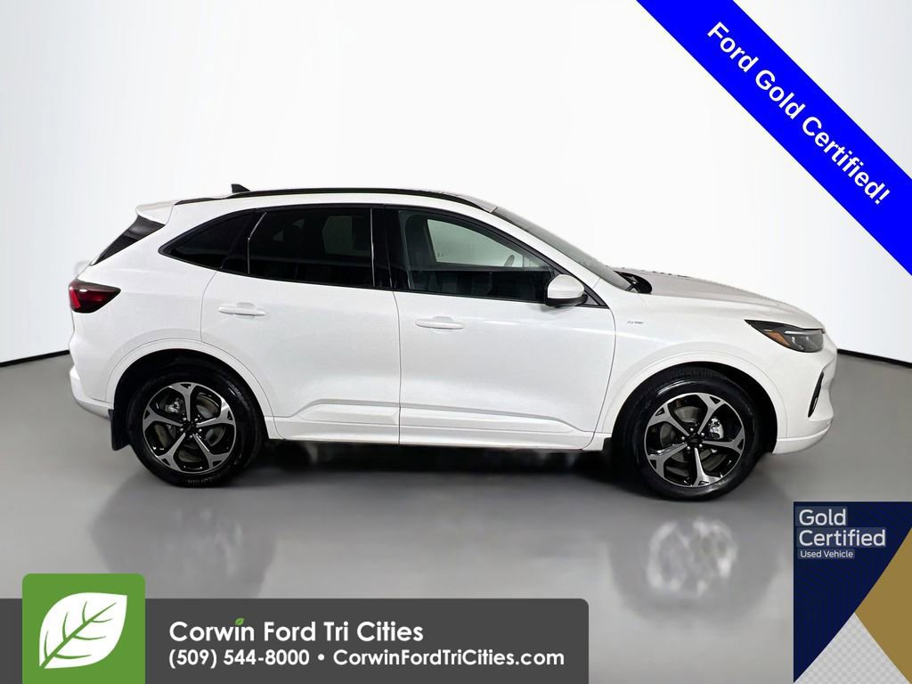Certified 2023 Ford Escape ST-Line Elite image 6