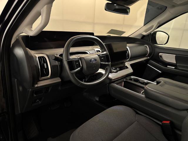 Certified 2025 Ford Expedition Max Active RWD image 5