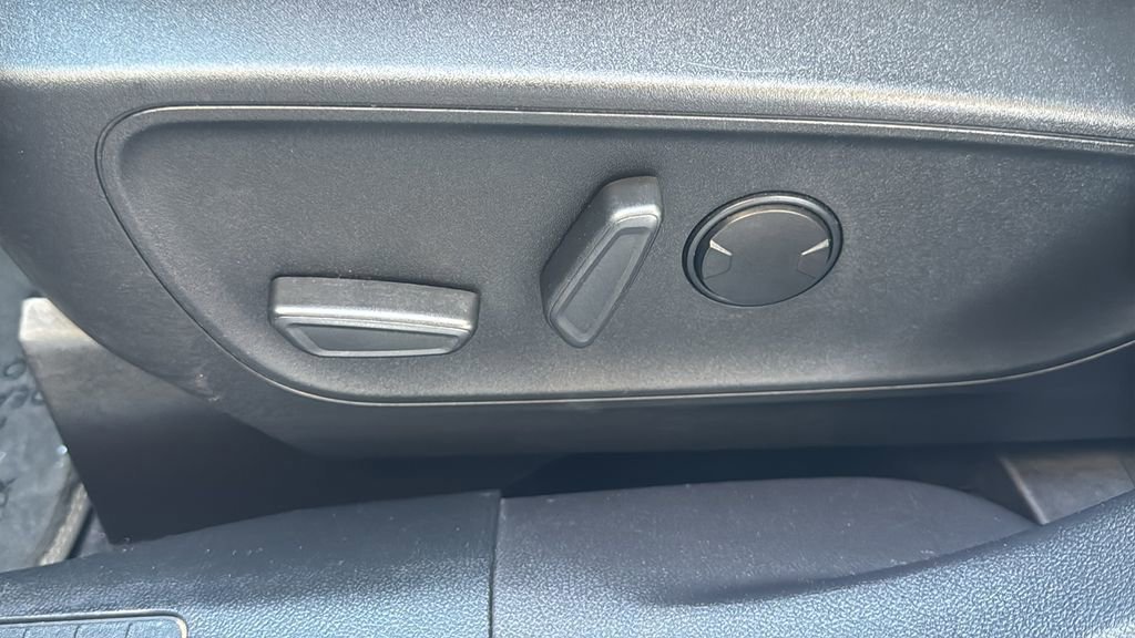 Certified 2022 Ford Escape Titanium w/ Titanium Elite Package image 20