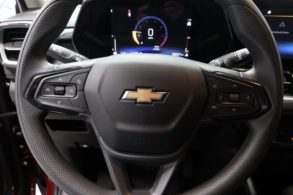 Used 2025 Chevrolet TrailBlazer LT w/ Driver Confidence Package image 30