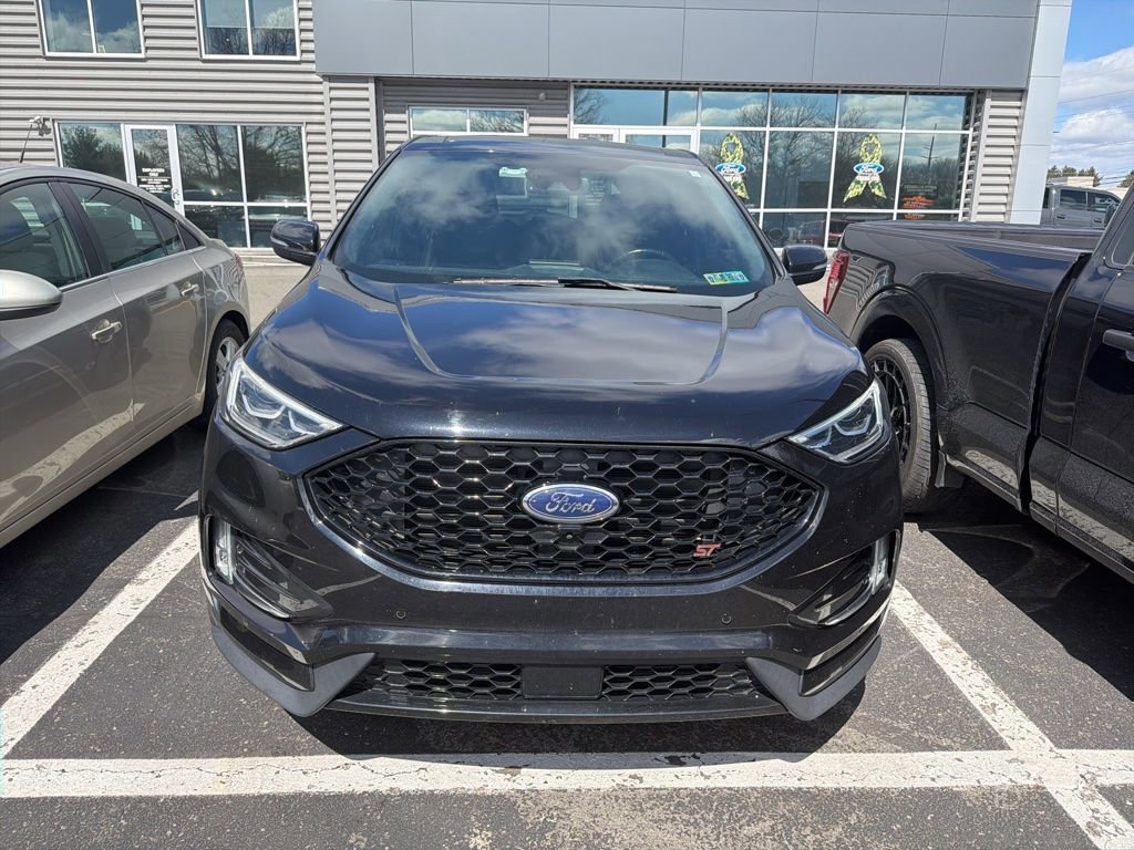 Certified 2021 Ford Edge ST w/ Equipment Group 401A image 5
