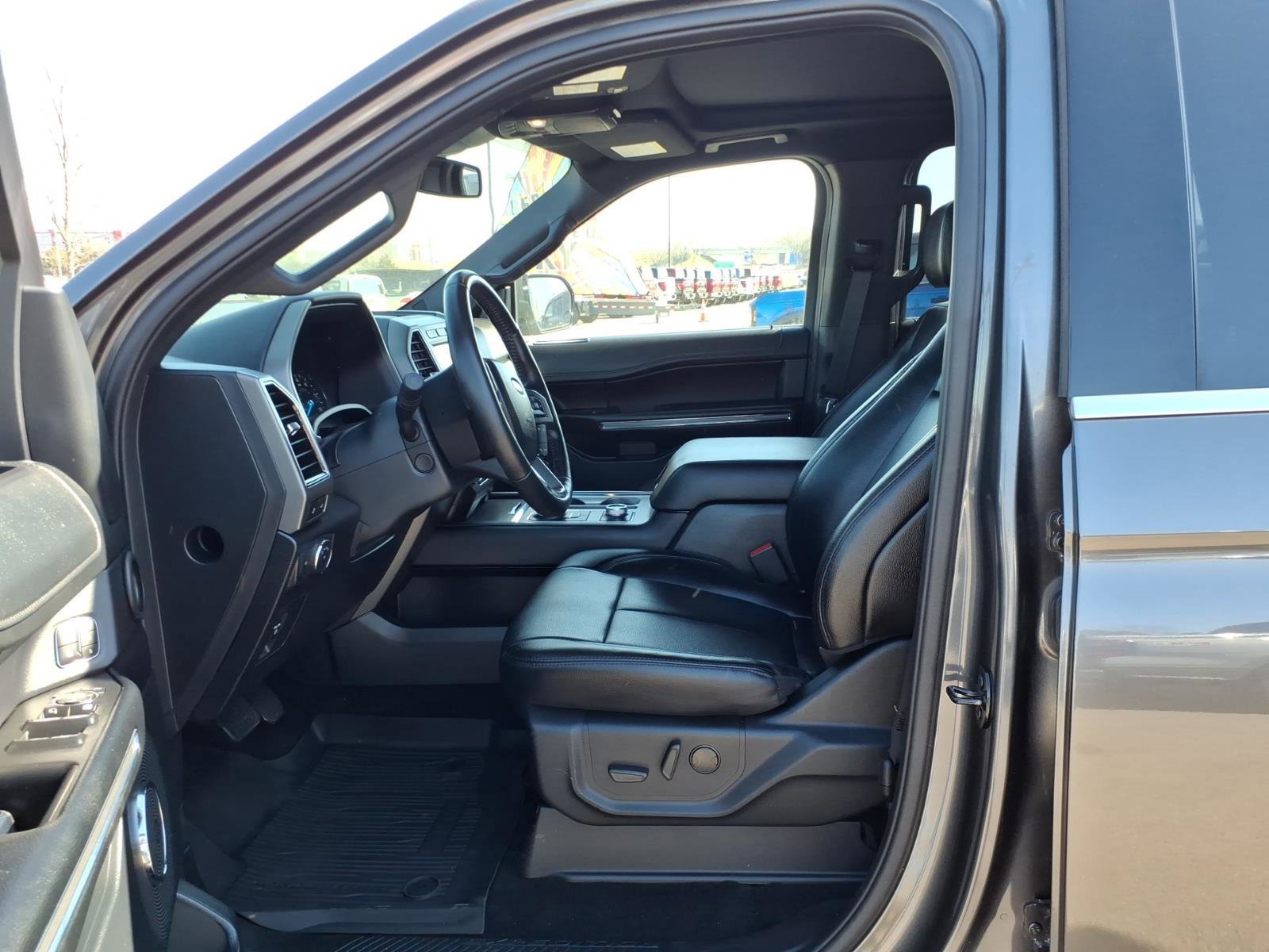 Certified 2021 Ford Expedition XLT image 11