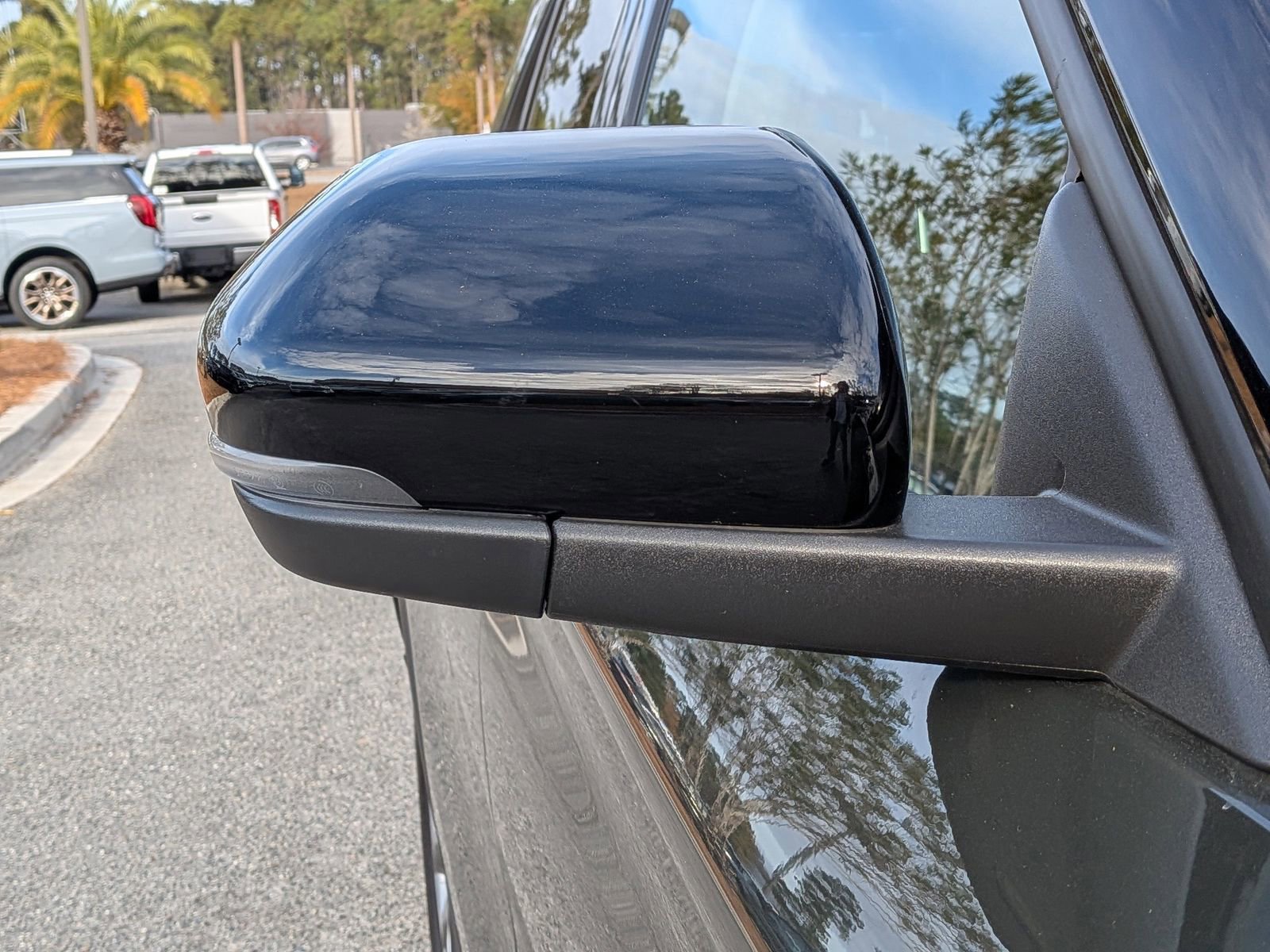 Certified 2023 Ford Explorer Limited w/ Equipment Group 301A image 14