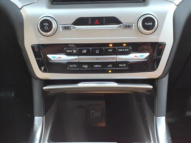 Certified 2022 Ford Explorer XLT w/ Equipment Group 202A image 27