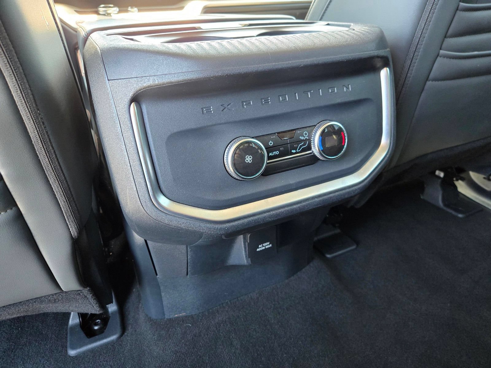 Certified 2025 Ford Expedition Active RWD image 14