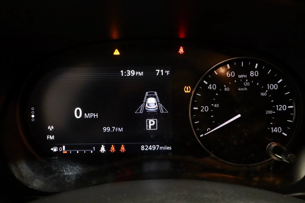 Used 2021 Nissan Kicks SR w/ SR Premium Package FWD image 29