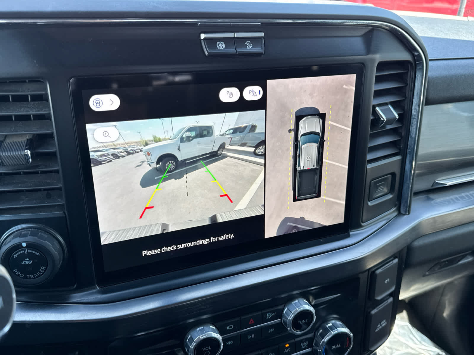 Certified 2025 Ford F350 Lariat w/ Lariat Ultimate Package AWD/4WD image 36