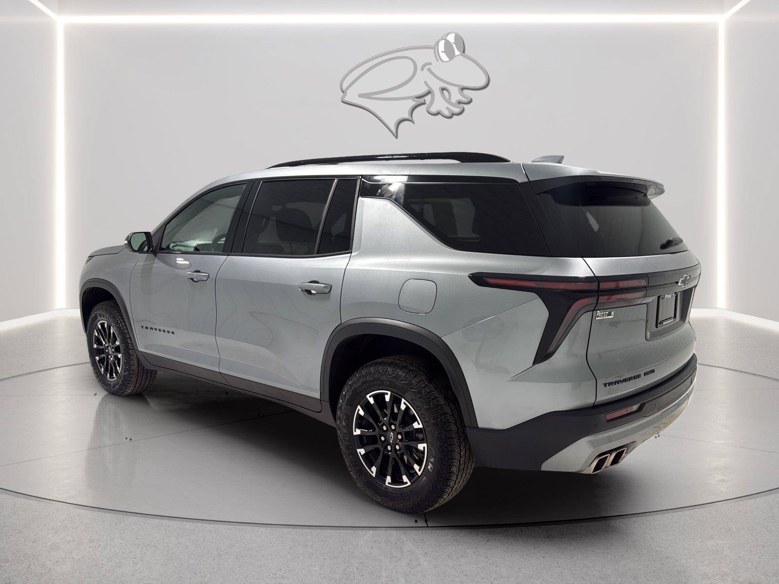 Used 2025 Chevrolet Traverse Z71 AWD/4WD image 3