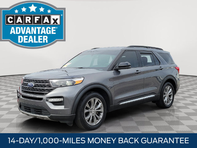 Certified 2022 Ford Explorer XLT w/ Equipment Group 202A RWD image 3