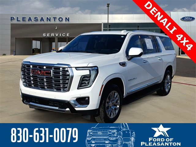 Used 2025 GMC Yukon XL Denali image 1
