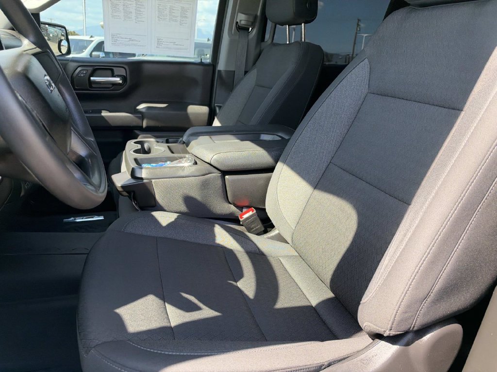 Used 2024 Chevrolet Silverado 1500 Custom Trail Boss w/ Turbomax Blackout Package AWD/4WD image 20
