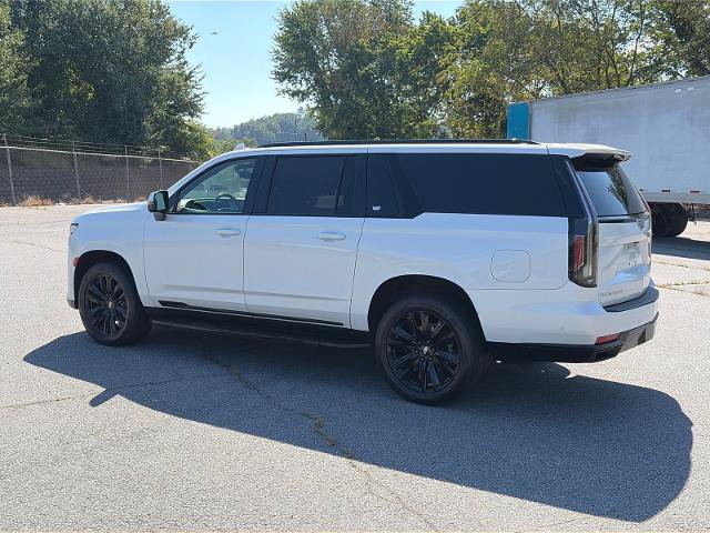 Used 2021 Cadillac Escalade ESV Sport AWD/4WD image 4