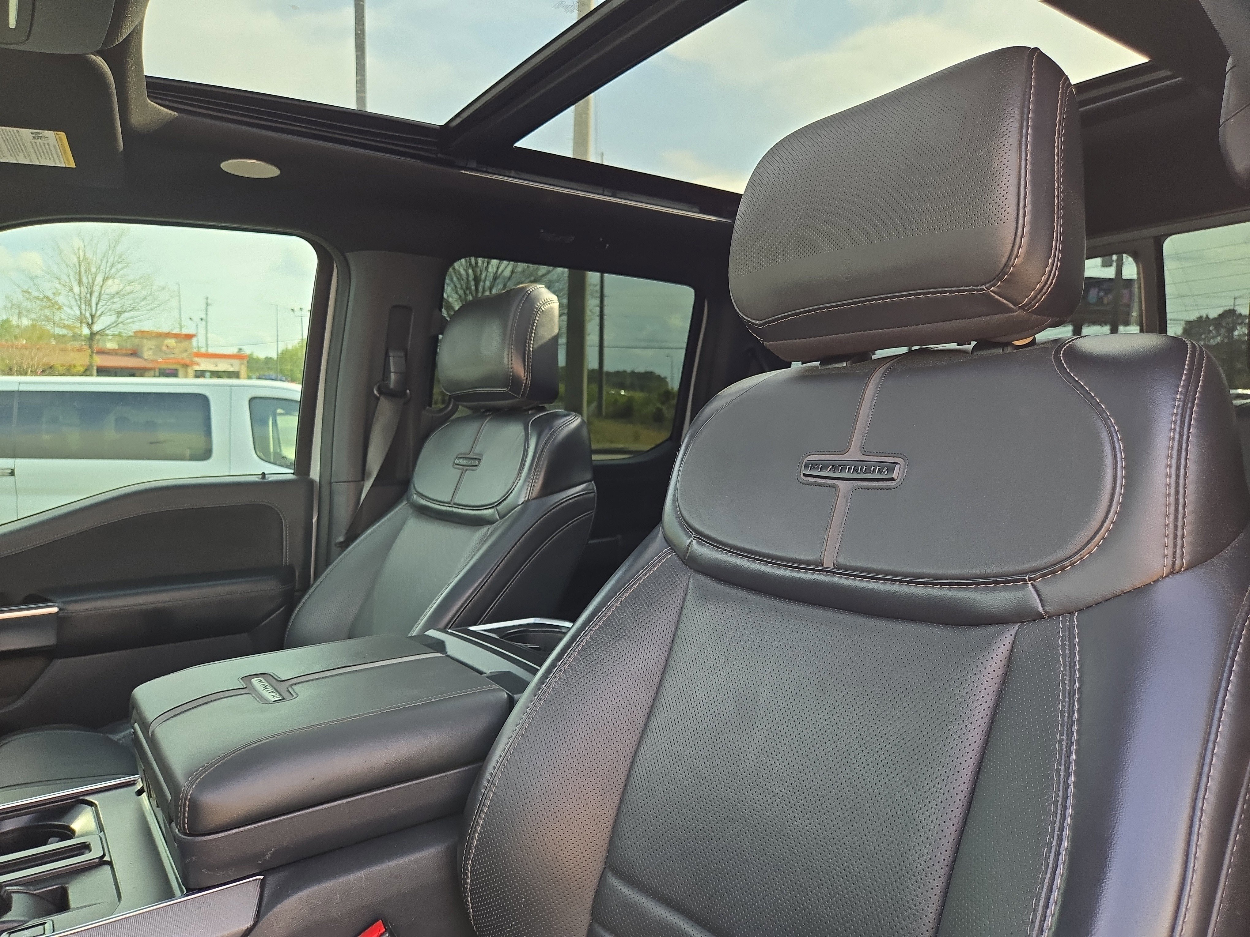 Certified 2023 Ford F150 Platinum w/ Equipment Group 701A High image 24