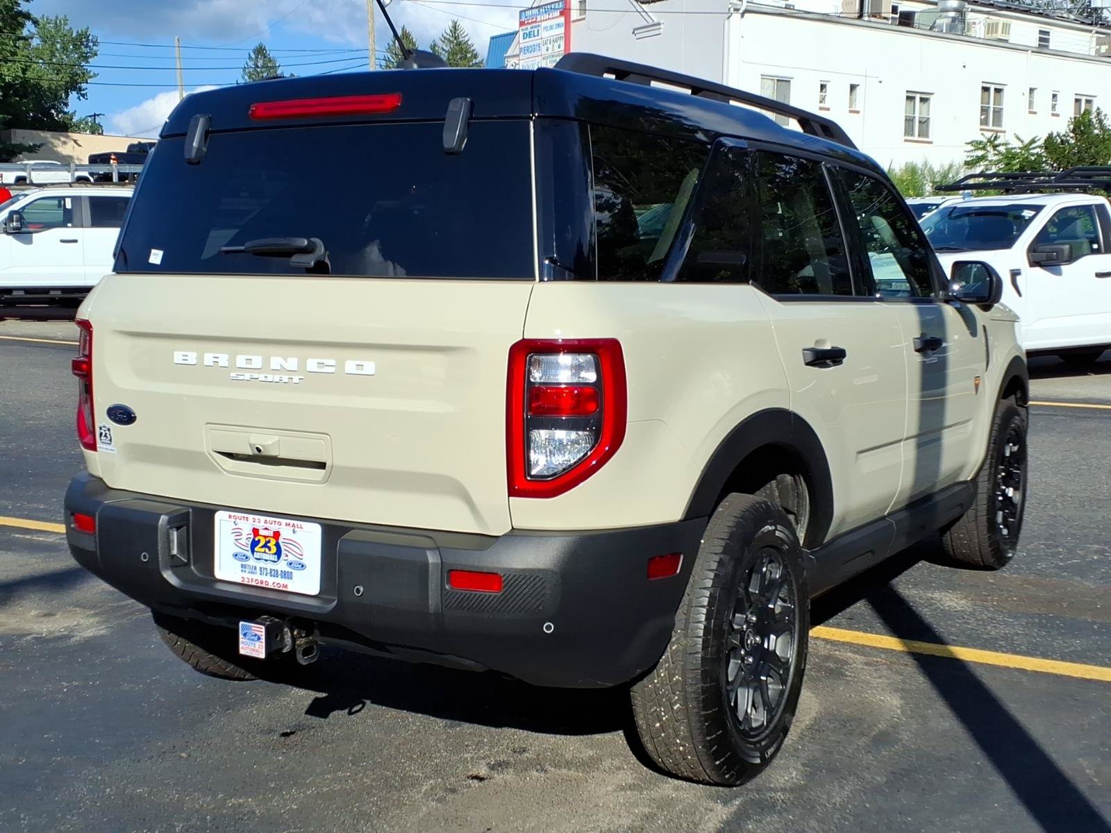Certified 2025 Ford Bronco Sport Badlands w/ Badlands Tech Package AWD/4WD image 8