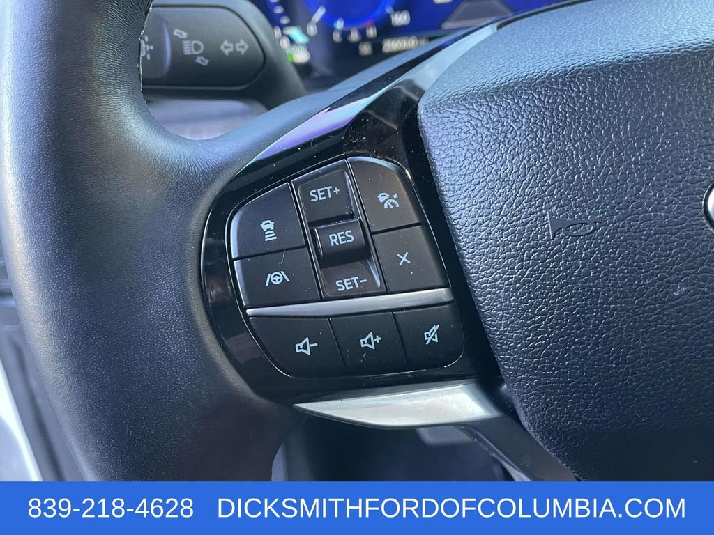 Certified 2022 Ford Explorer Platinum w/ Equipment Group 601A image 22