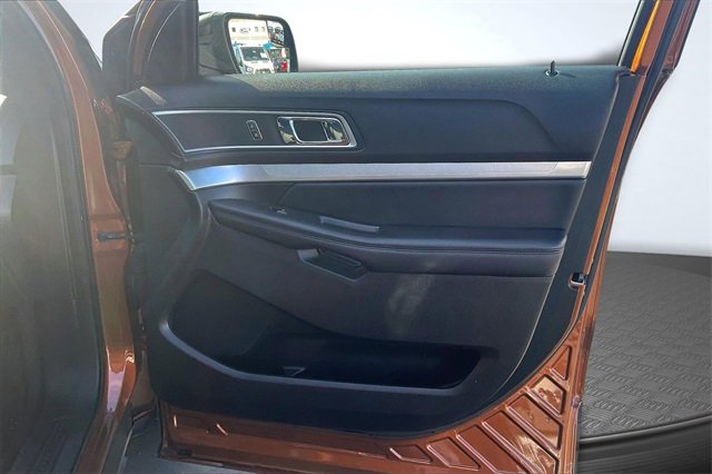Certified 2017 Ford Explorer XLT w/ Equipment Group 201A image 22