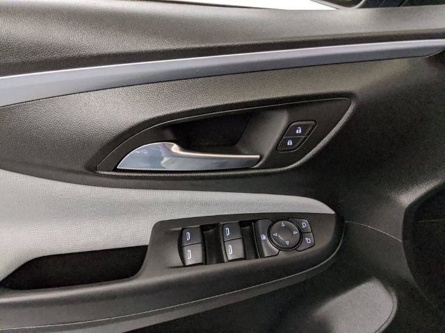 Used 2025 Buick Envista Preferred w/ Convenience I Package FWD image 18