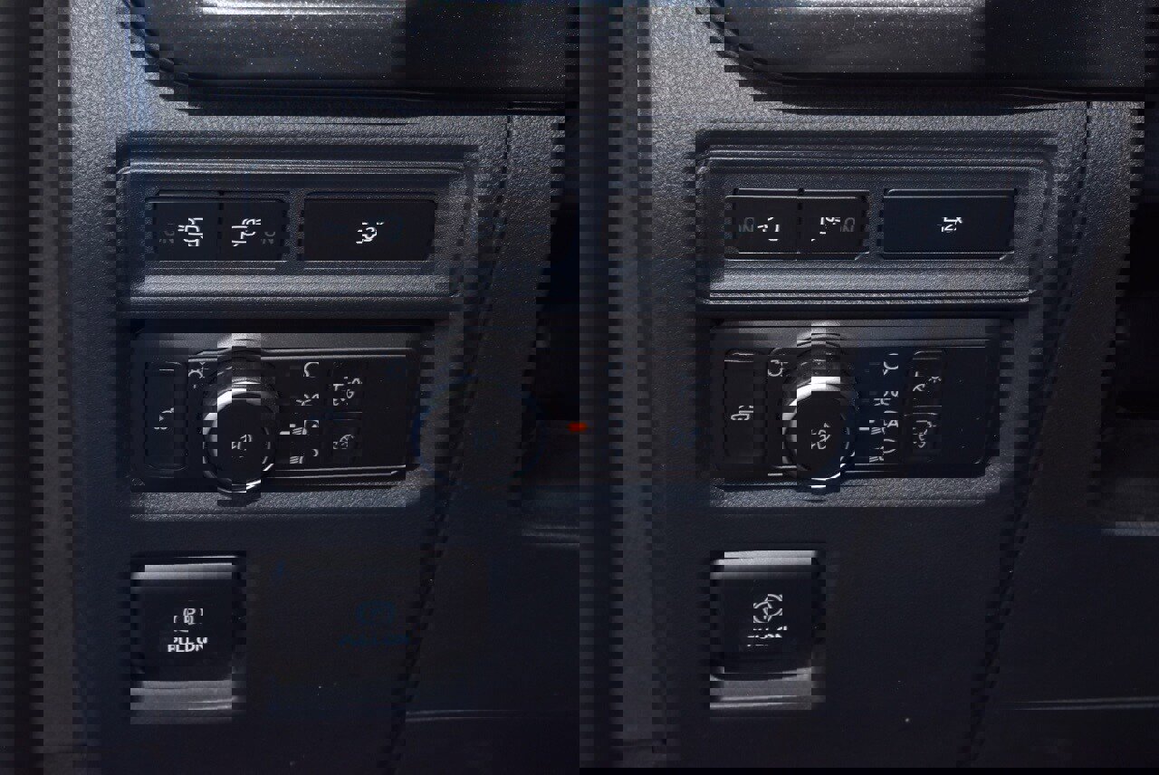 Certified 2022 Ford F150 XLT w/ Equipment Group 302A High image 33