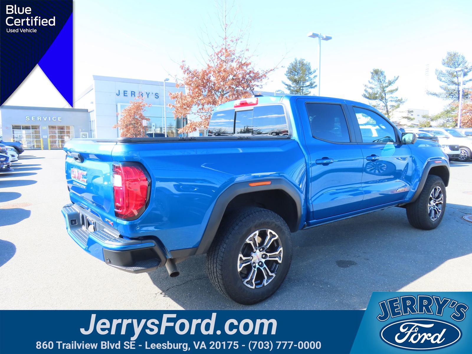 Used 2023 GMC Canyon AT4 w/ AT4 Premium Package AWD/4WD image 6