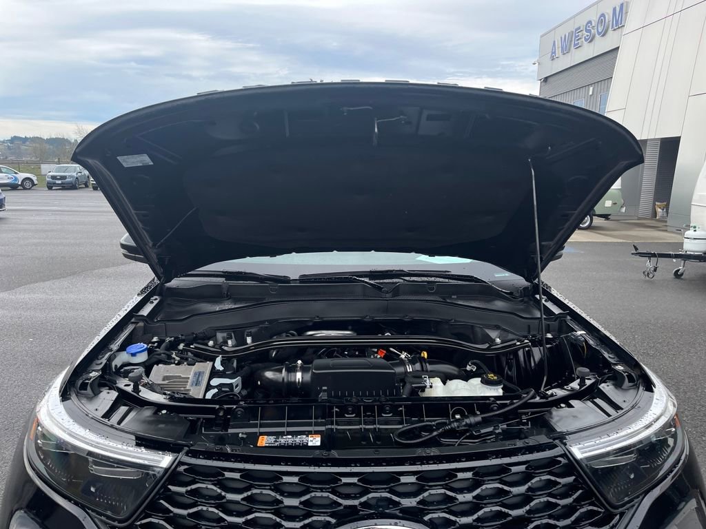 Certified 2024 Ford Explorer ST w/ Technology Package image 27