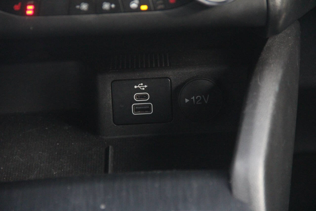 Certified 2025 Ford Escape ST-Line Select image 21