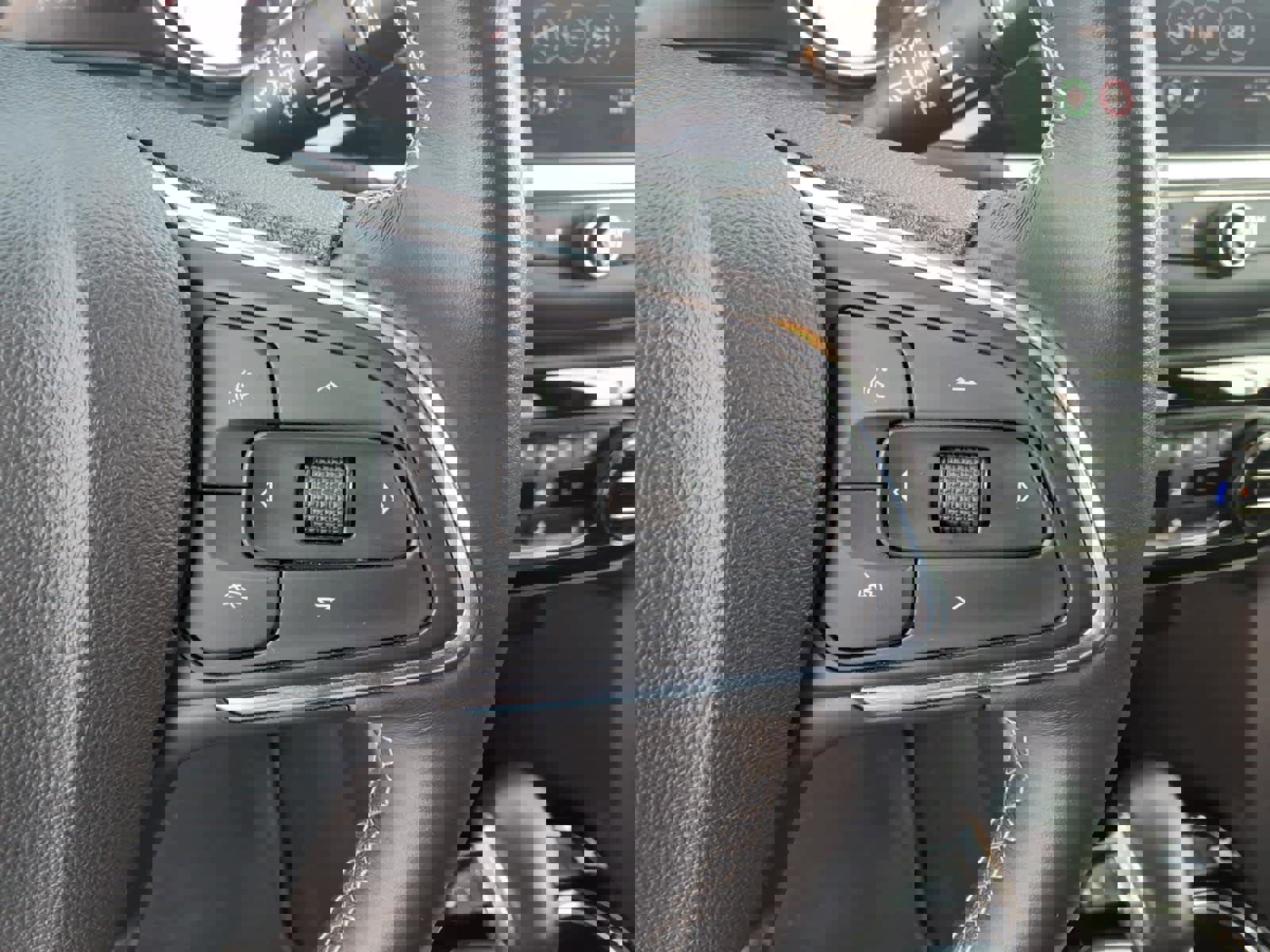 Used 2022 Buick Encore GX Select image 9