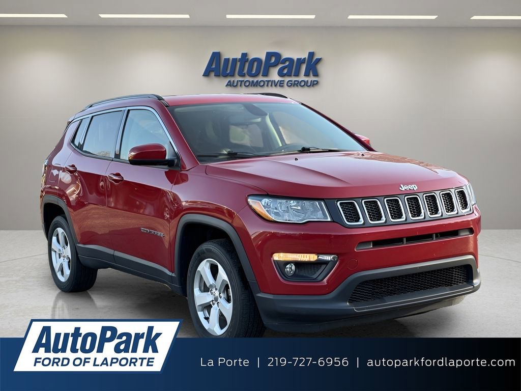 Used 2019 Jeep Compass Latitude w/ Cold Weather Group image 1