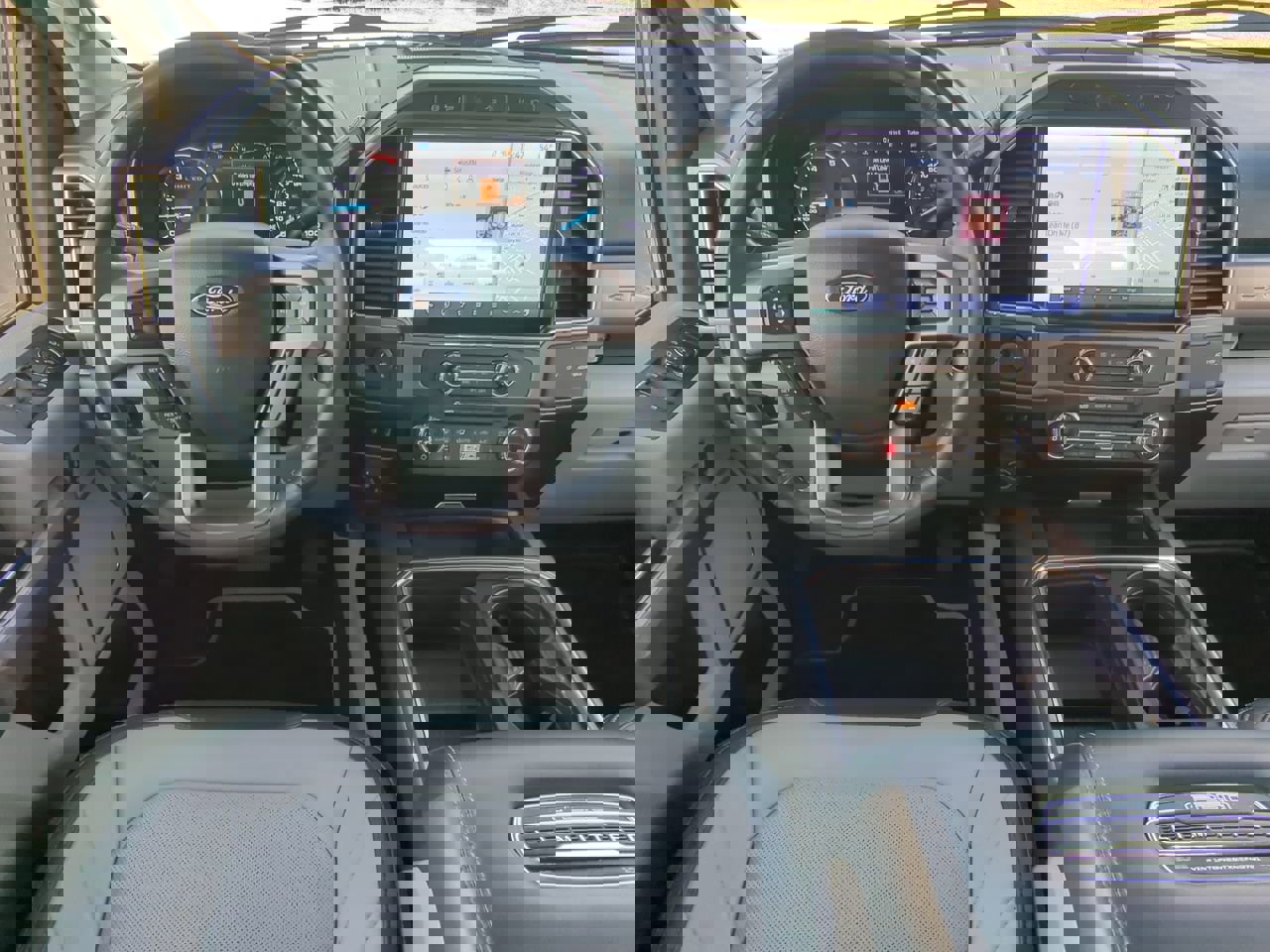 Certified 2022 Ford F250 Limited w/ FX4 Off-Road Package image 13