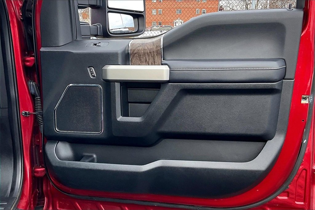 Certified 2017 Ford F250 Lariat w/ Lariat Ultimate Package image 23
