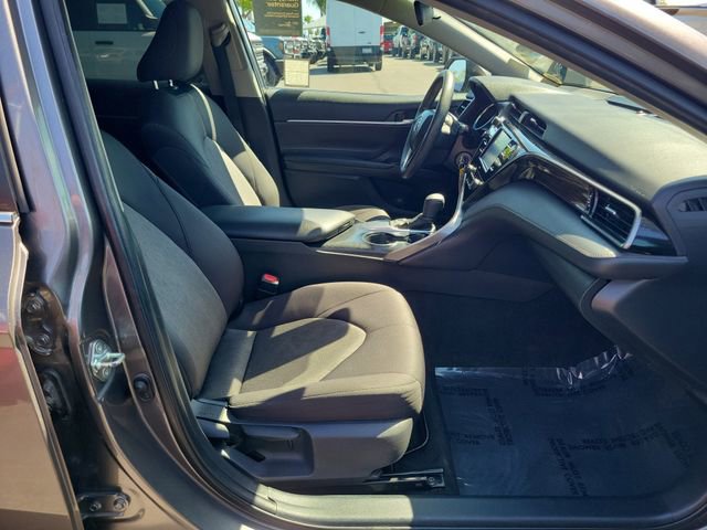 Used 2020 Toyota Camry LE w/ Carpet Mat Package image 21