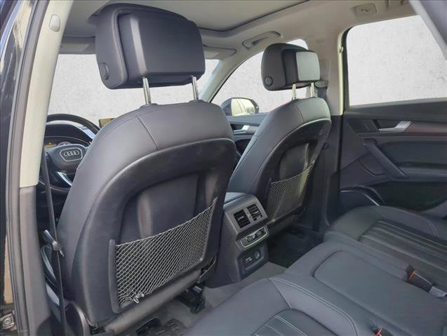 Used 2021 Audi Q5 Premium Plus w/ Premium Plus Package image 14