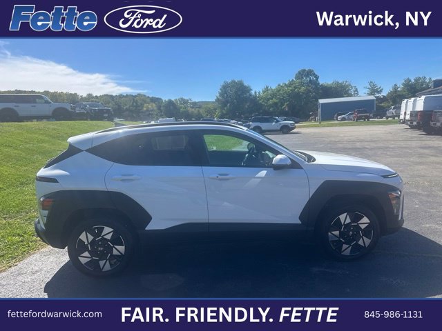 Used 2024 Hyundai Kona SEL AWD/4WD image 6