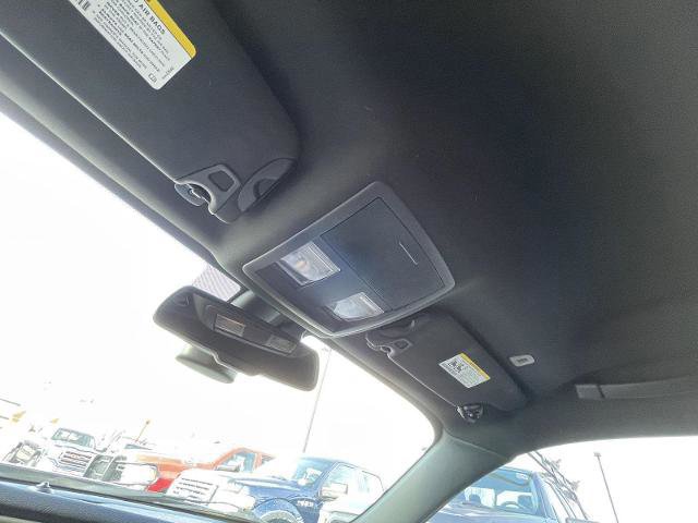 Used 2020 Dodge Challenger SXT w/ Blacktop Package image 20