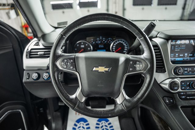 Used 2017 Chevrolet Suburban LT image 36