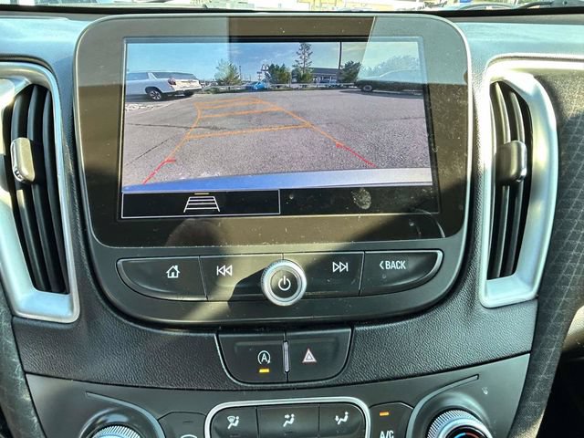 Used 2025 Chevrolet Malibu LT FWD image 15