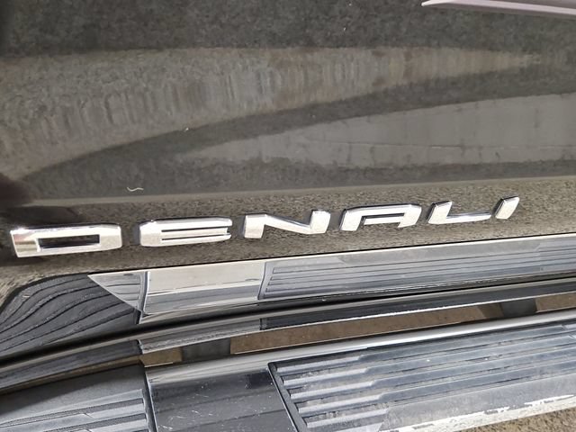 Used 2023 GMC Sierra 1500 Denali w/ Technology Package AWD/4WD image 37
